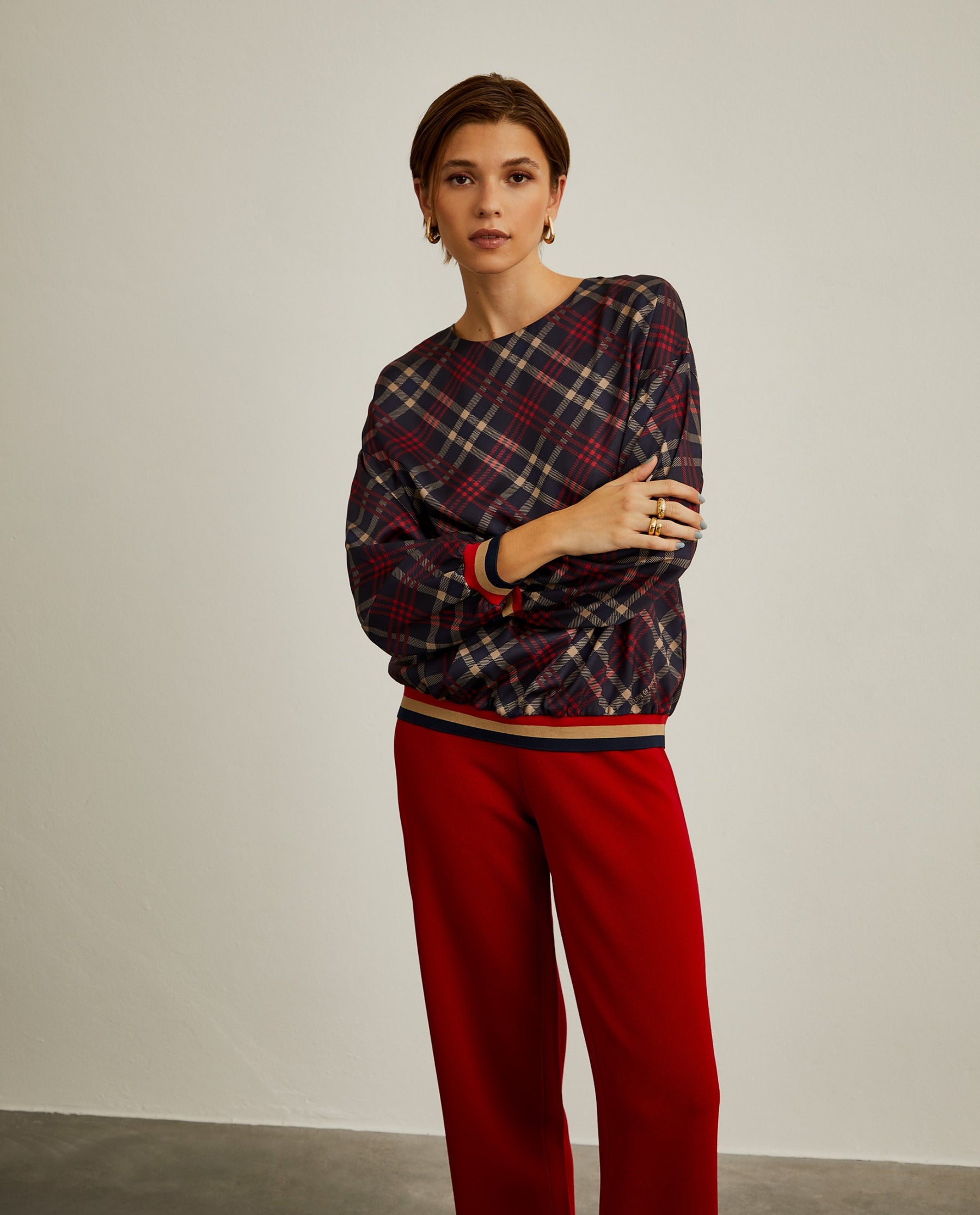 Blusa com padrão xadrez