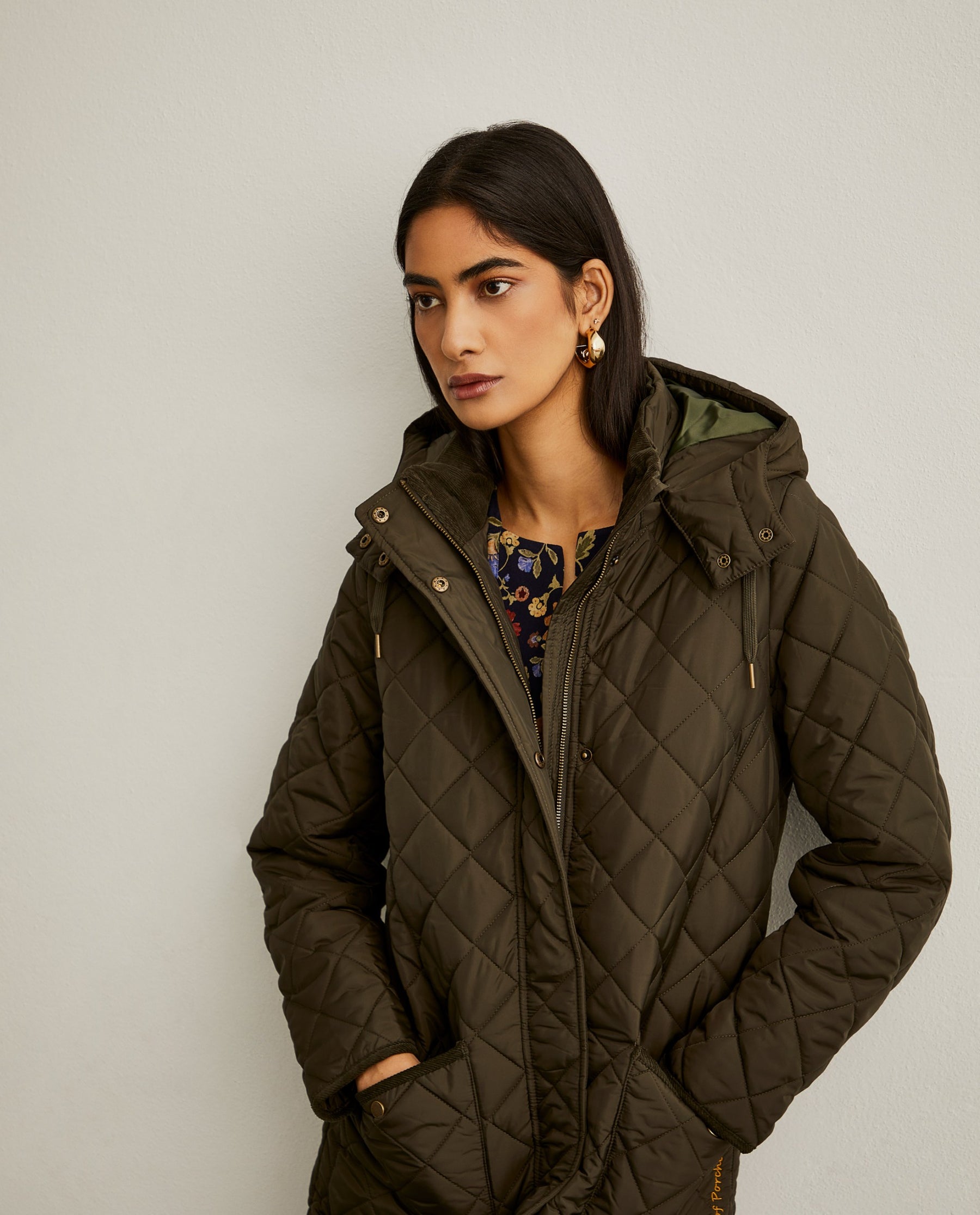 Parka acolchoada com capuz
