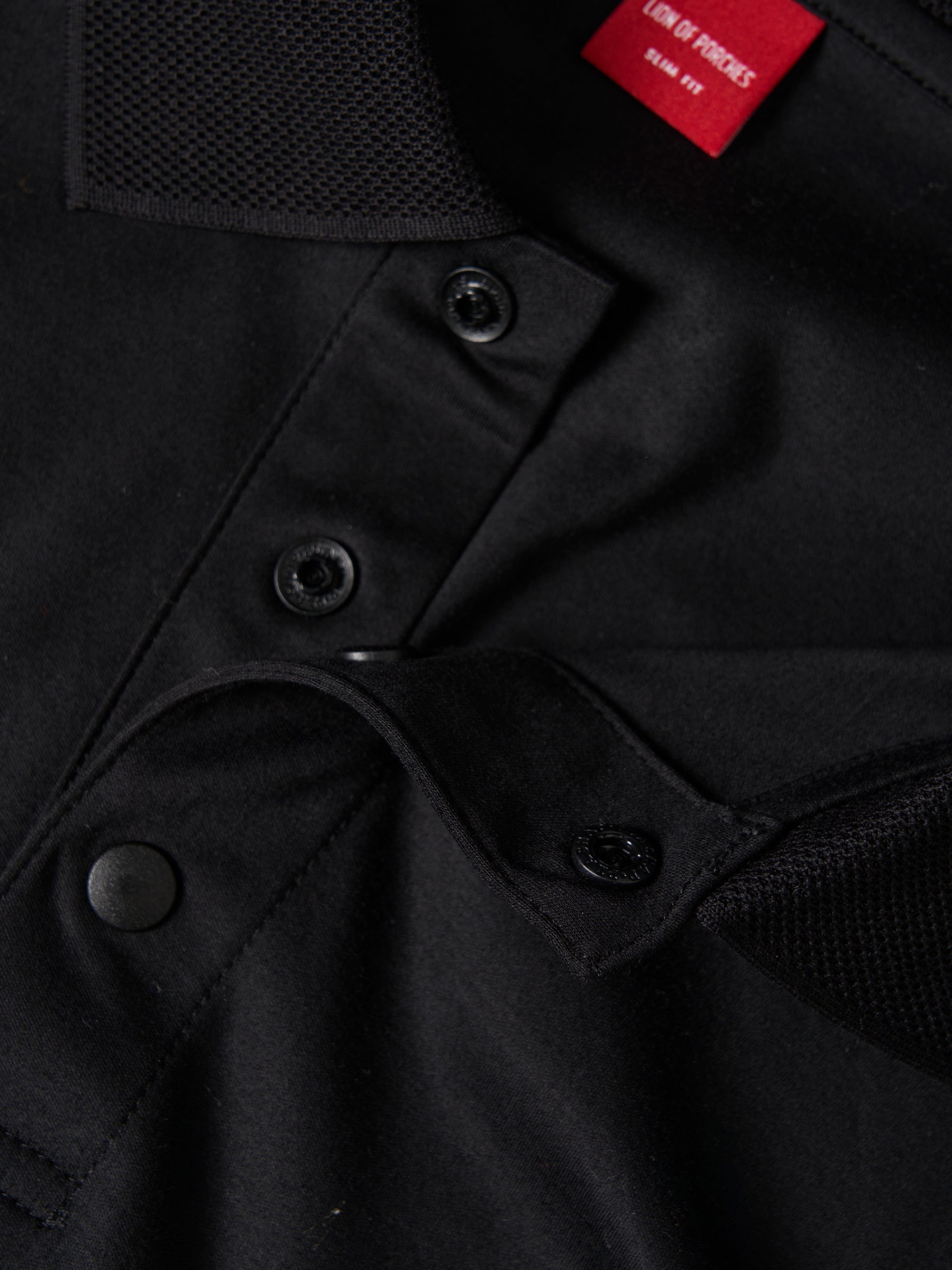 Polo slim fit de algodão com molas