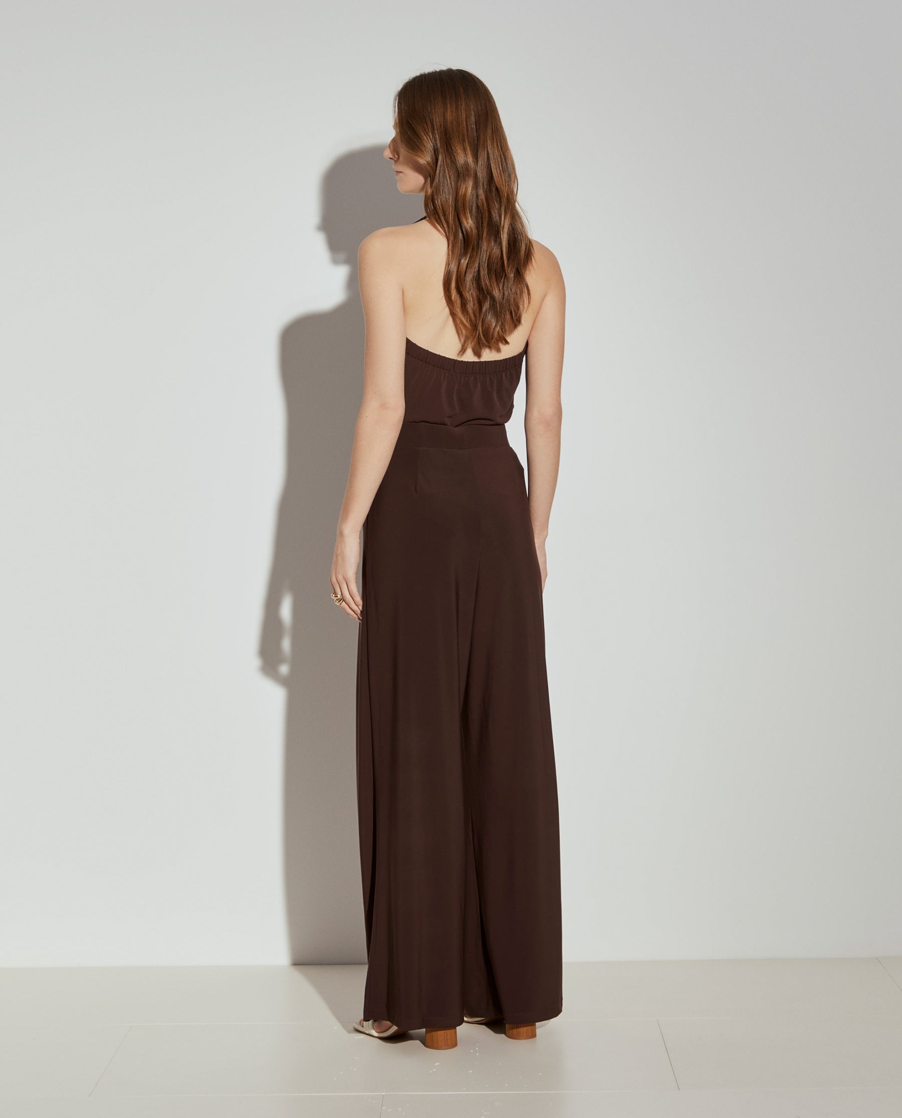 Calças fluidas wide leg