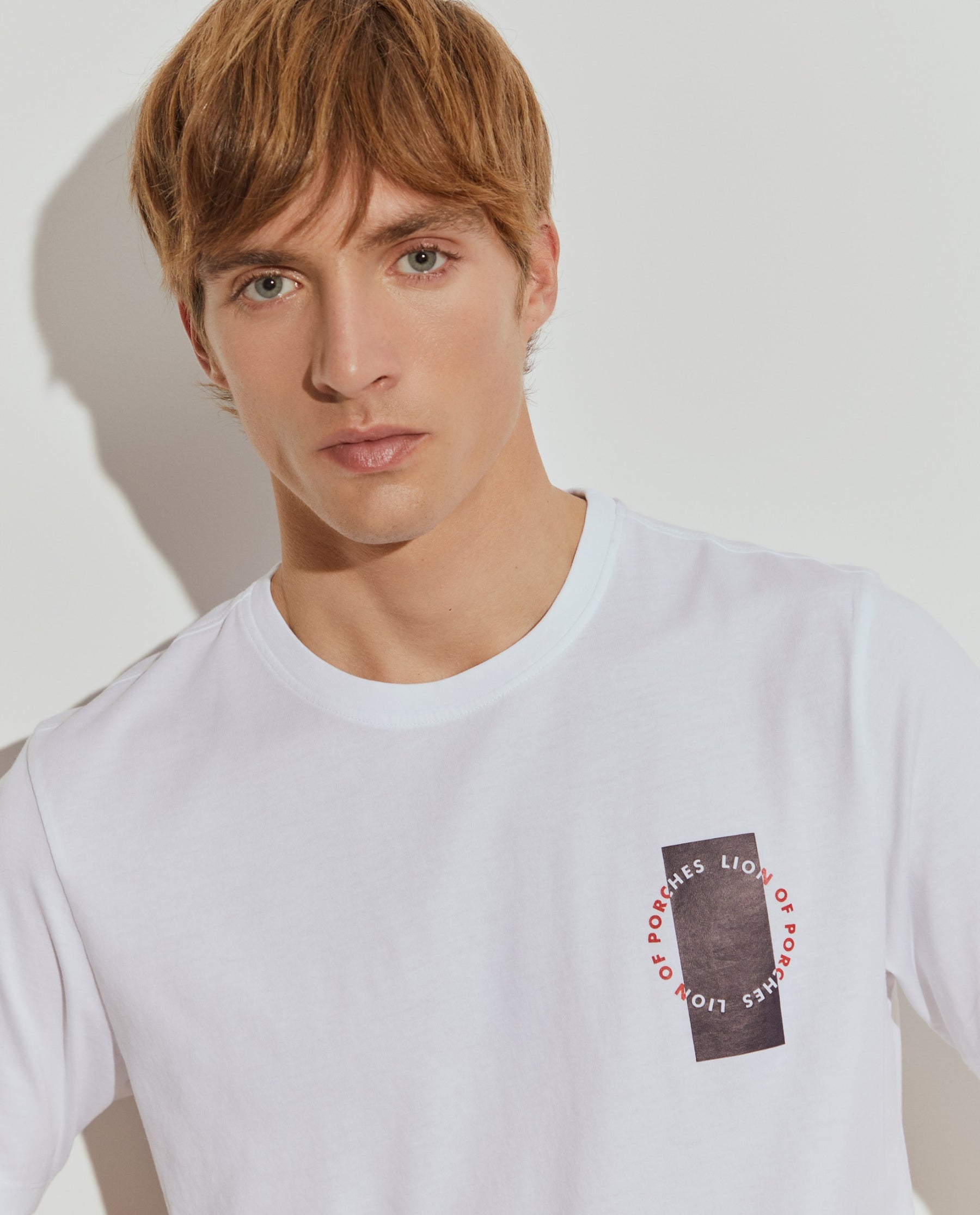 T-shirt manga curta em algodão