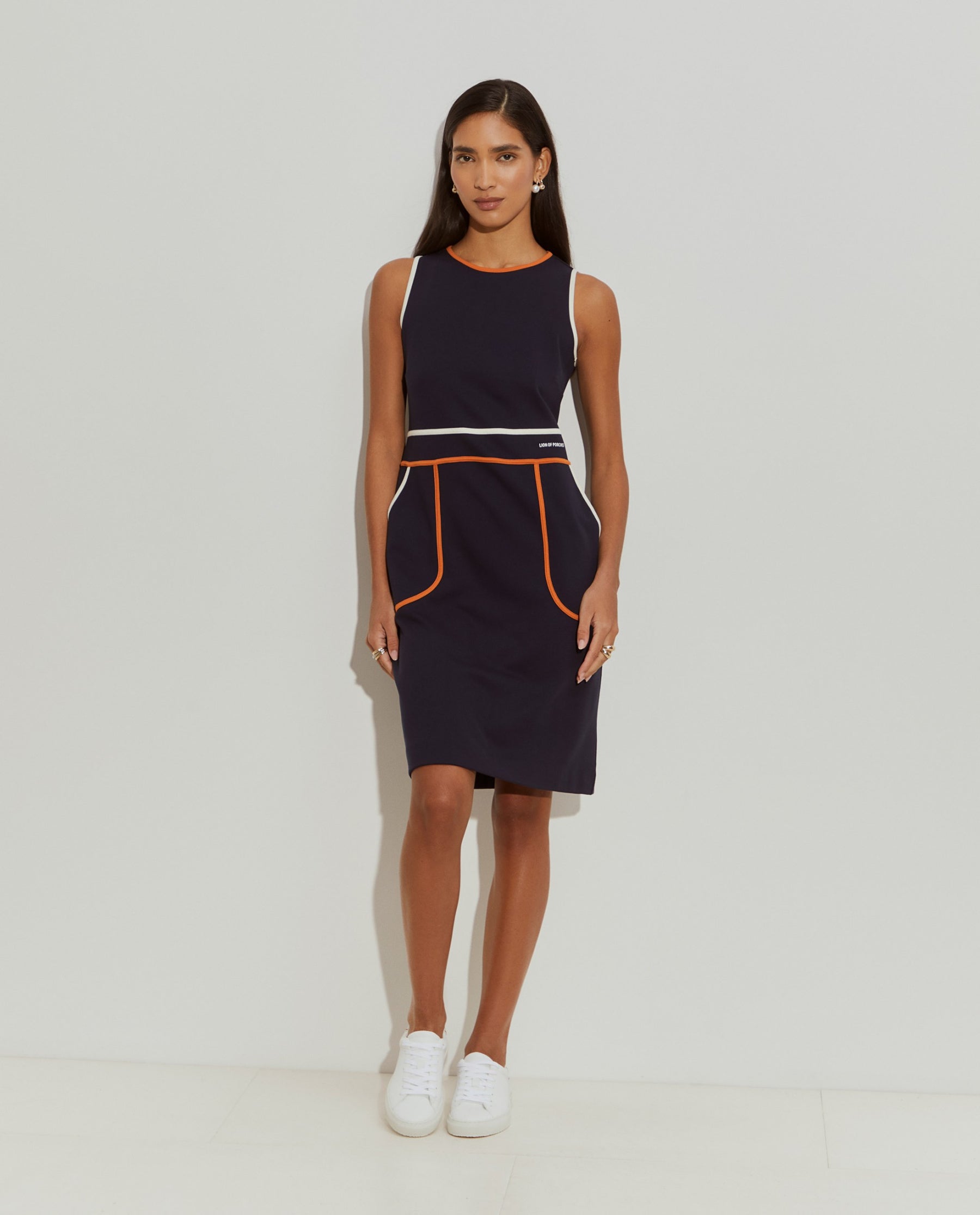 Vestido curto de malha