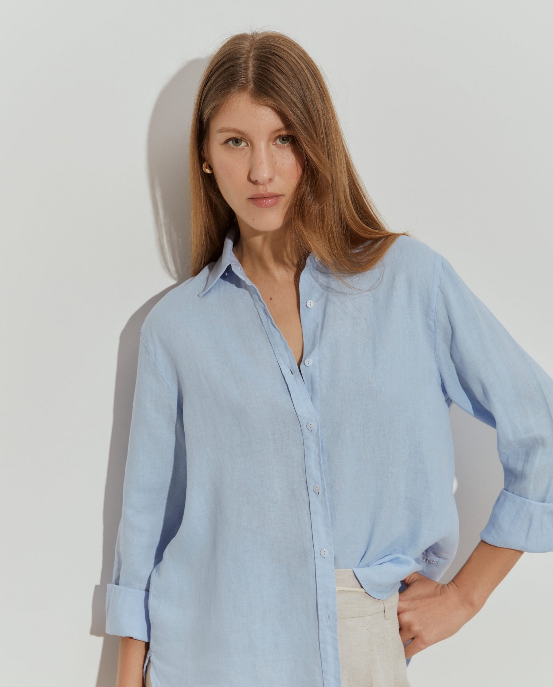 Camisa de linho assimétrica