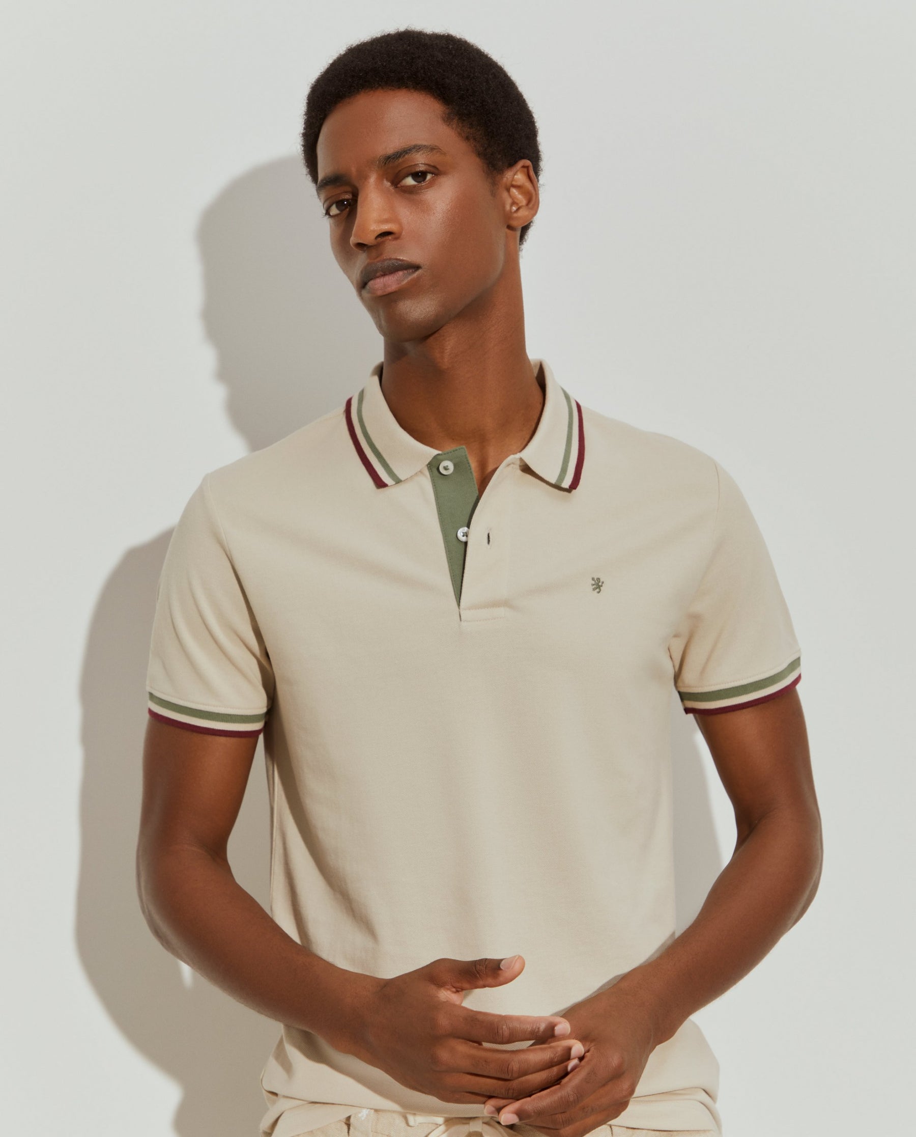 Polo piqué slim fit em algodão