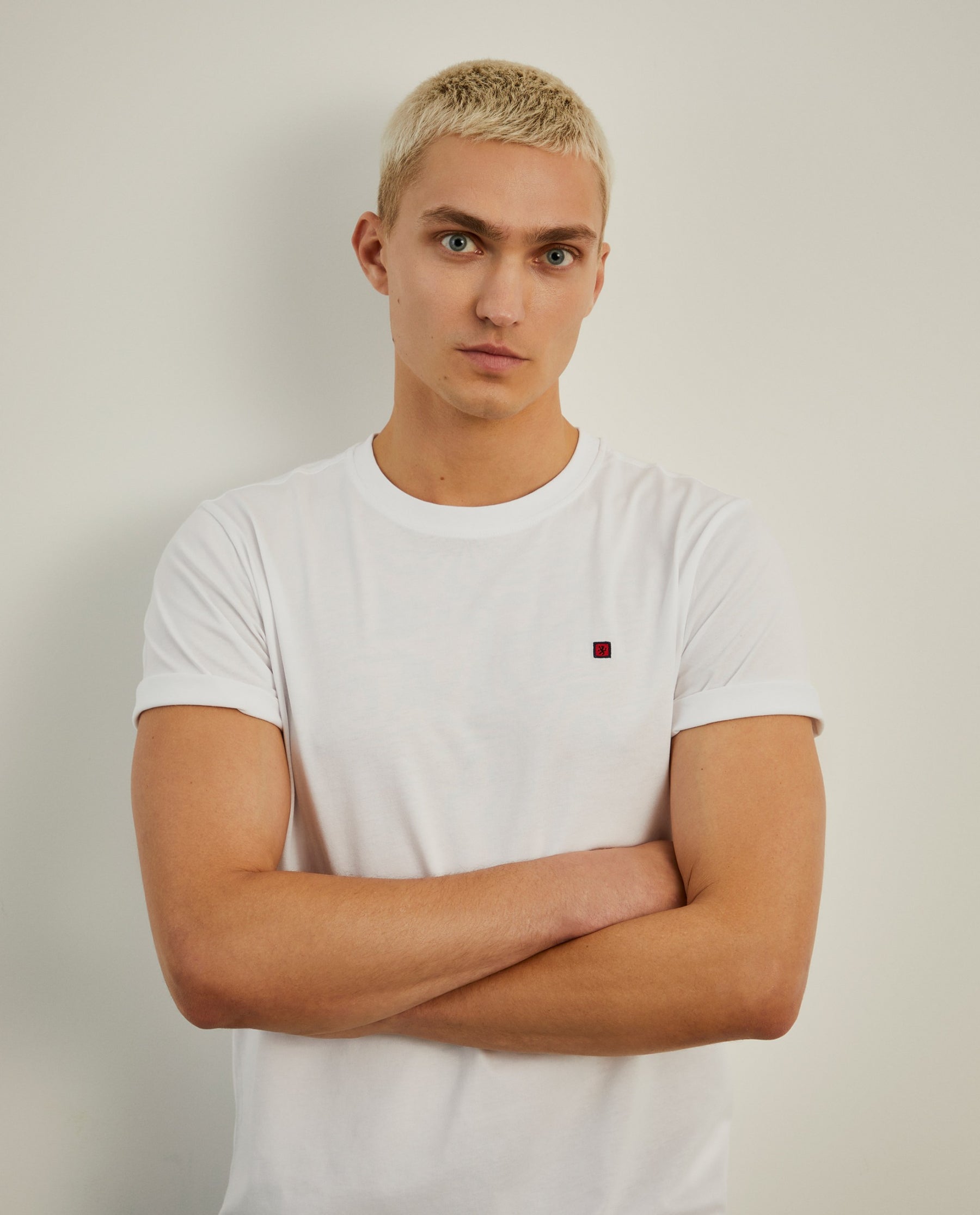 T-shirt básica de algodão