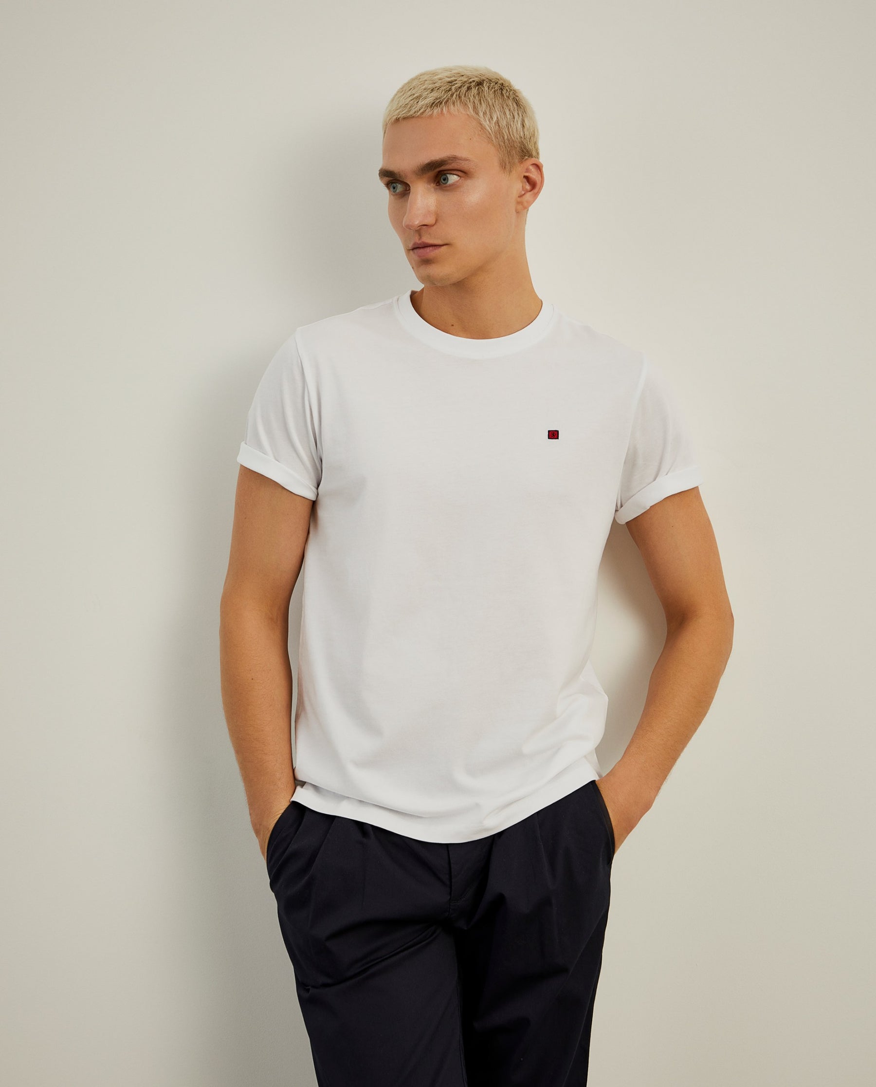 T-shirt básica de algodão