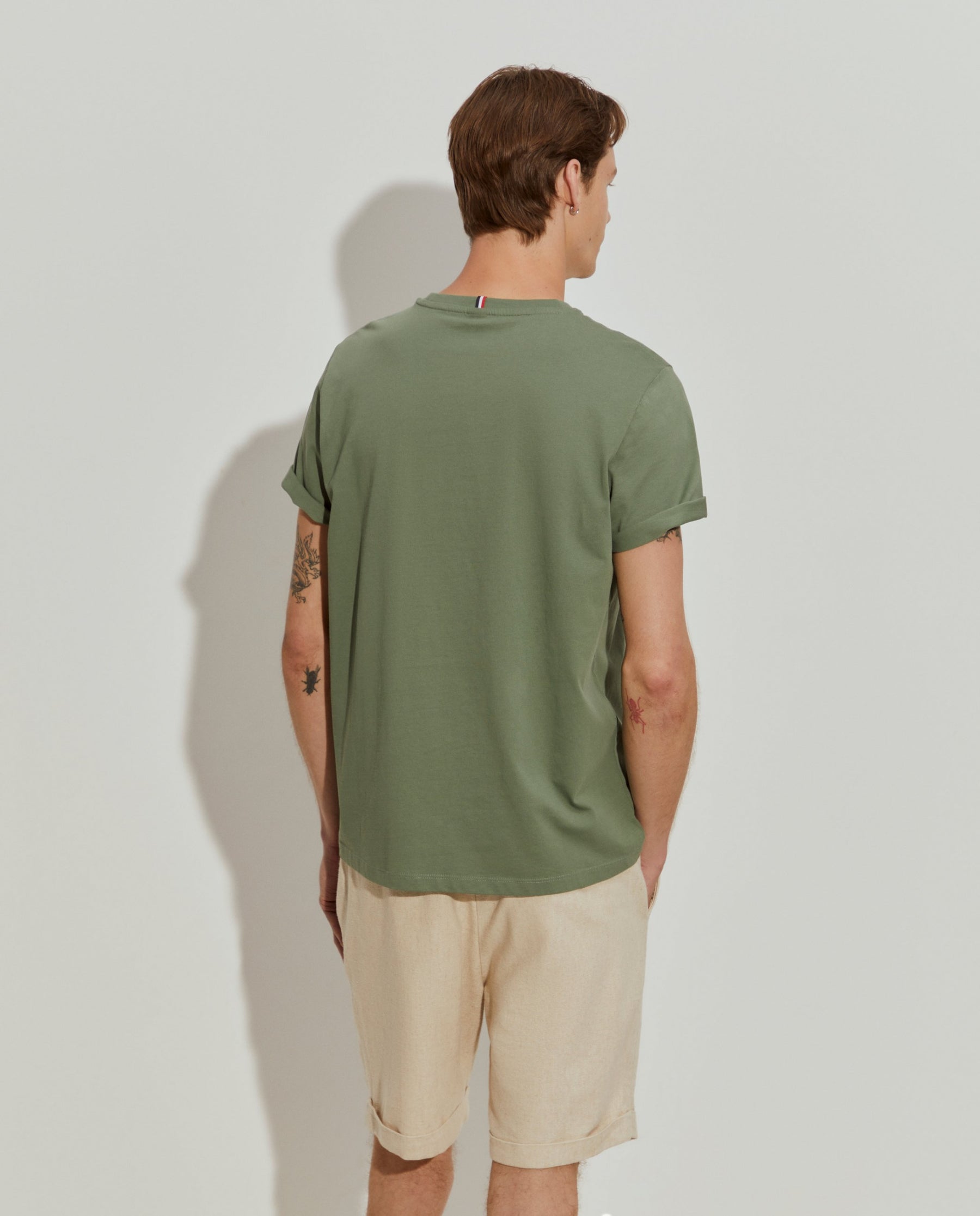 T-shirt básica de algodão
