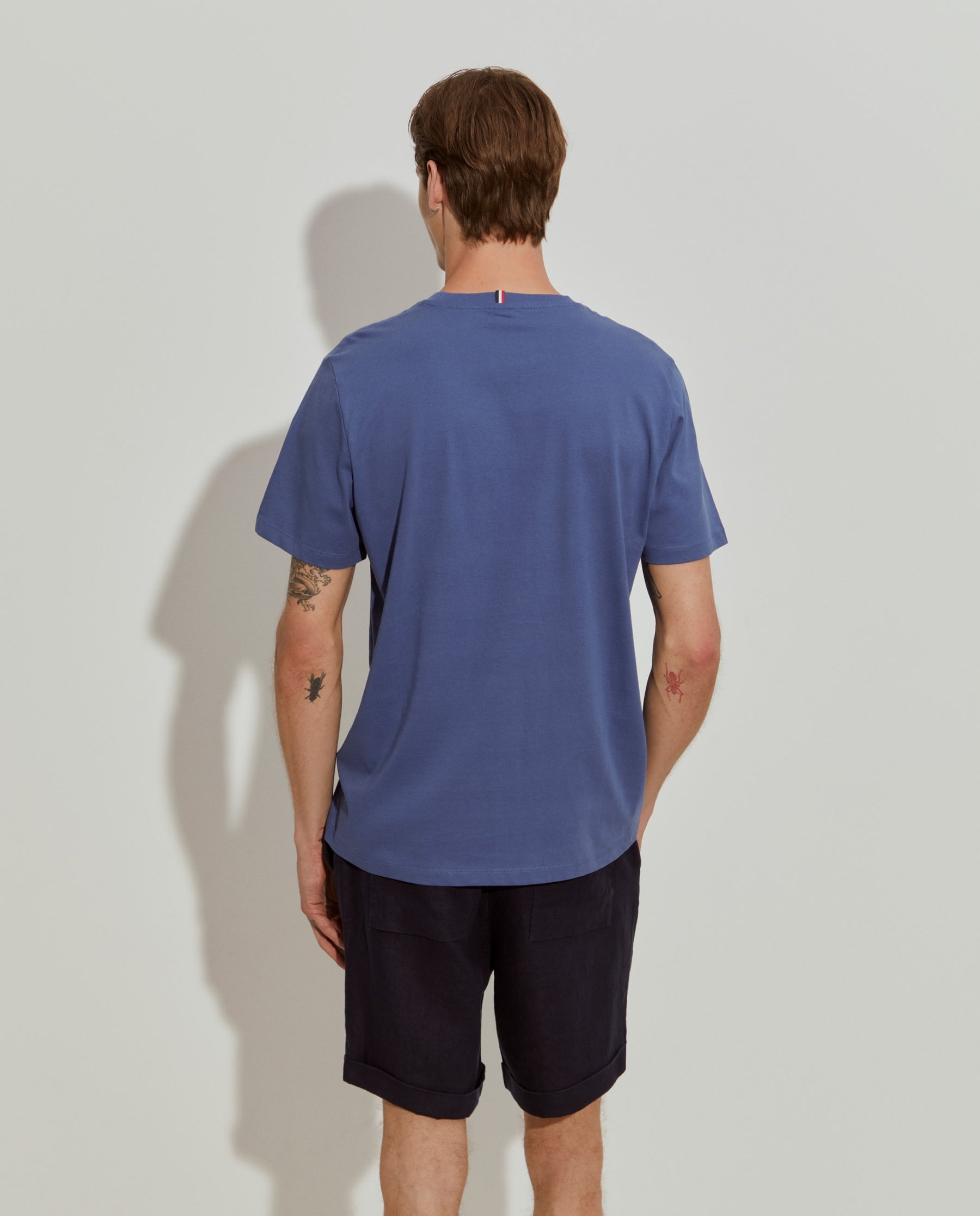 T-shirt básica de algodão
