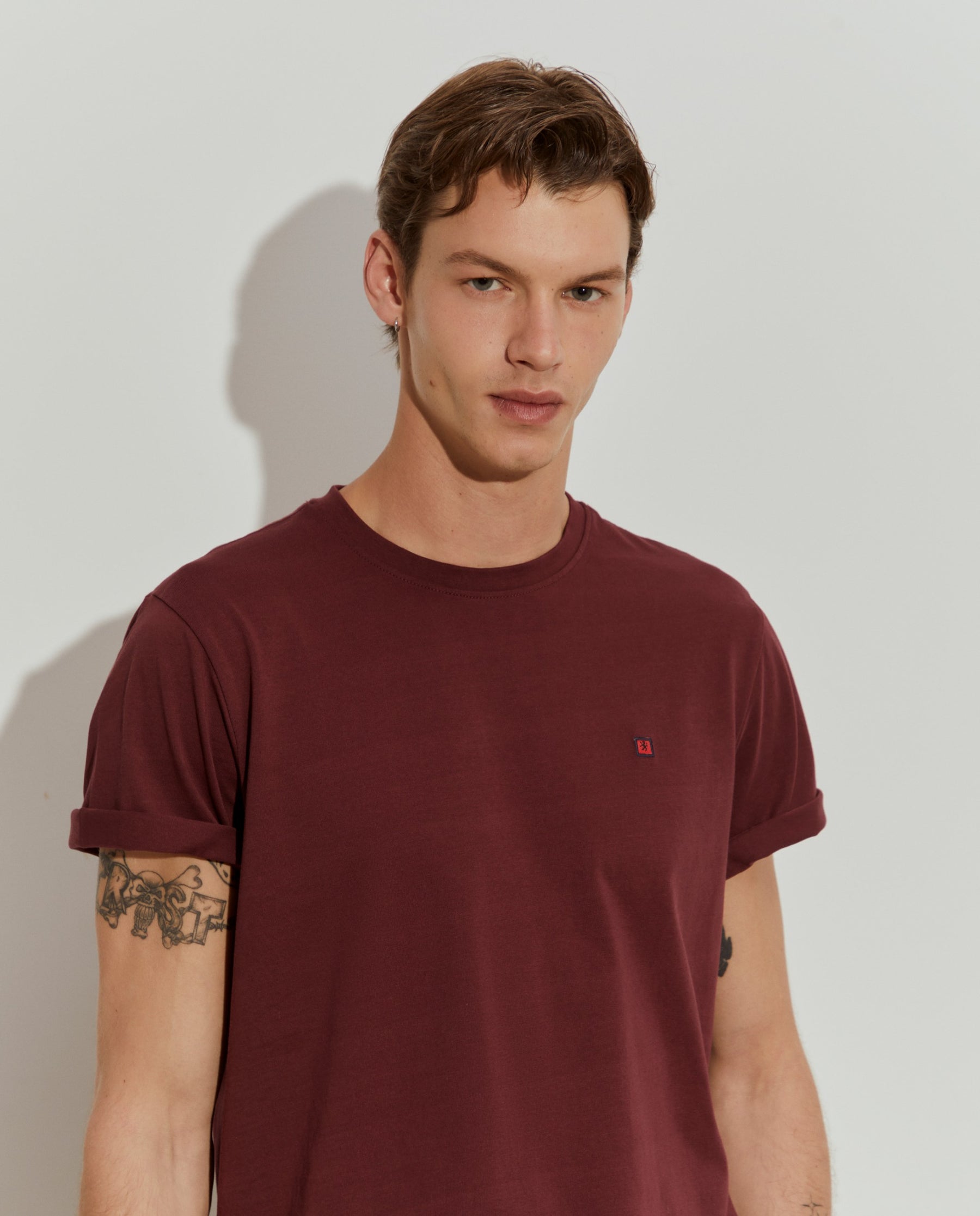 T-shirt básica de algodão