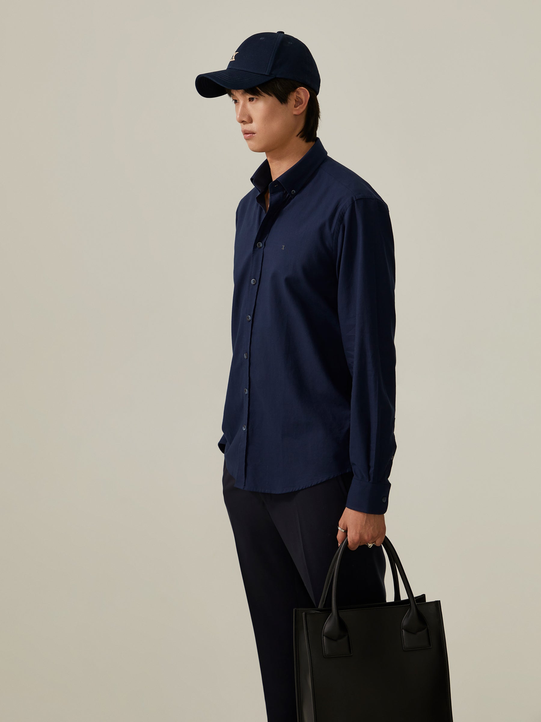 Camisa regular fit com fita em contraste