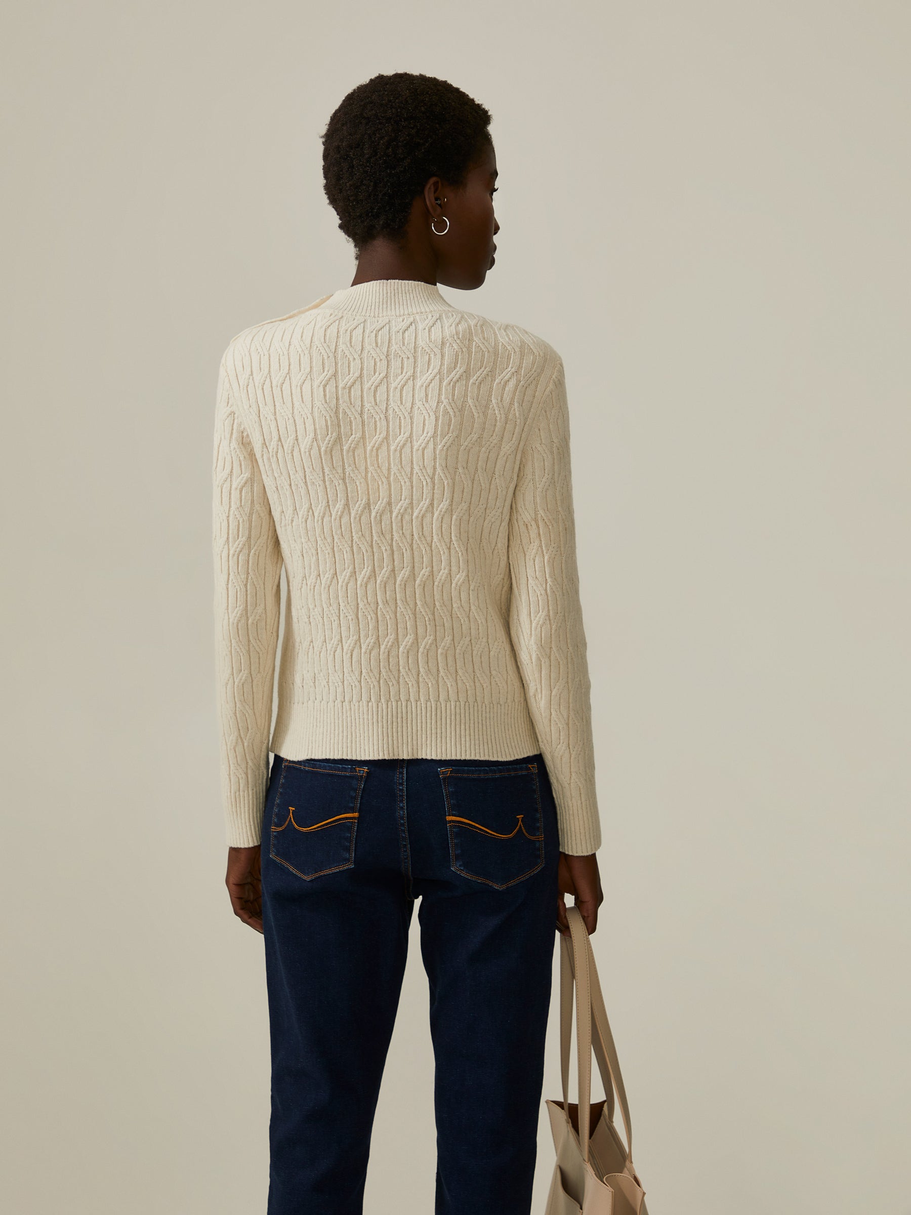 Camisola tricotada com lã merino e algodão orgânico