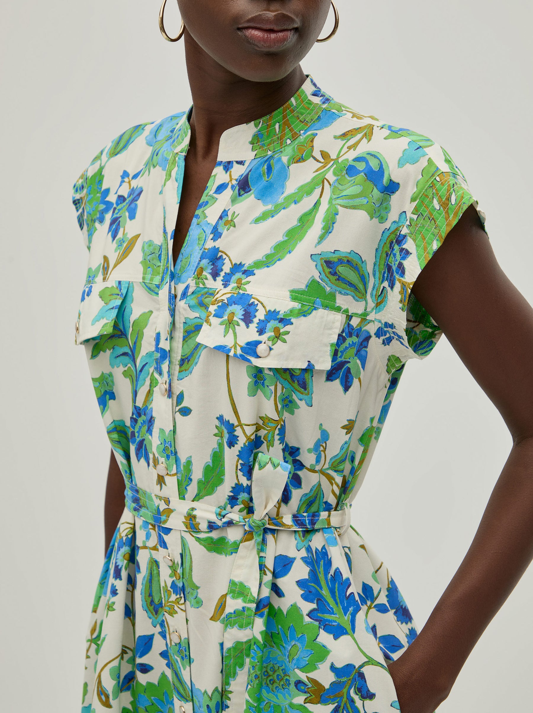 Vestido camiseiro estampado floral