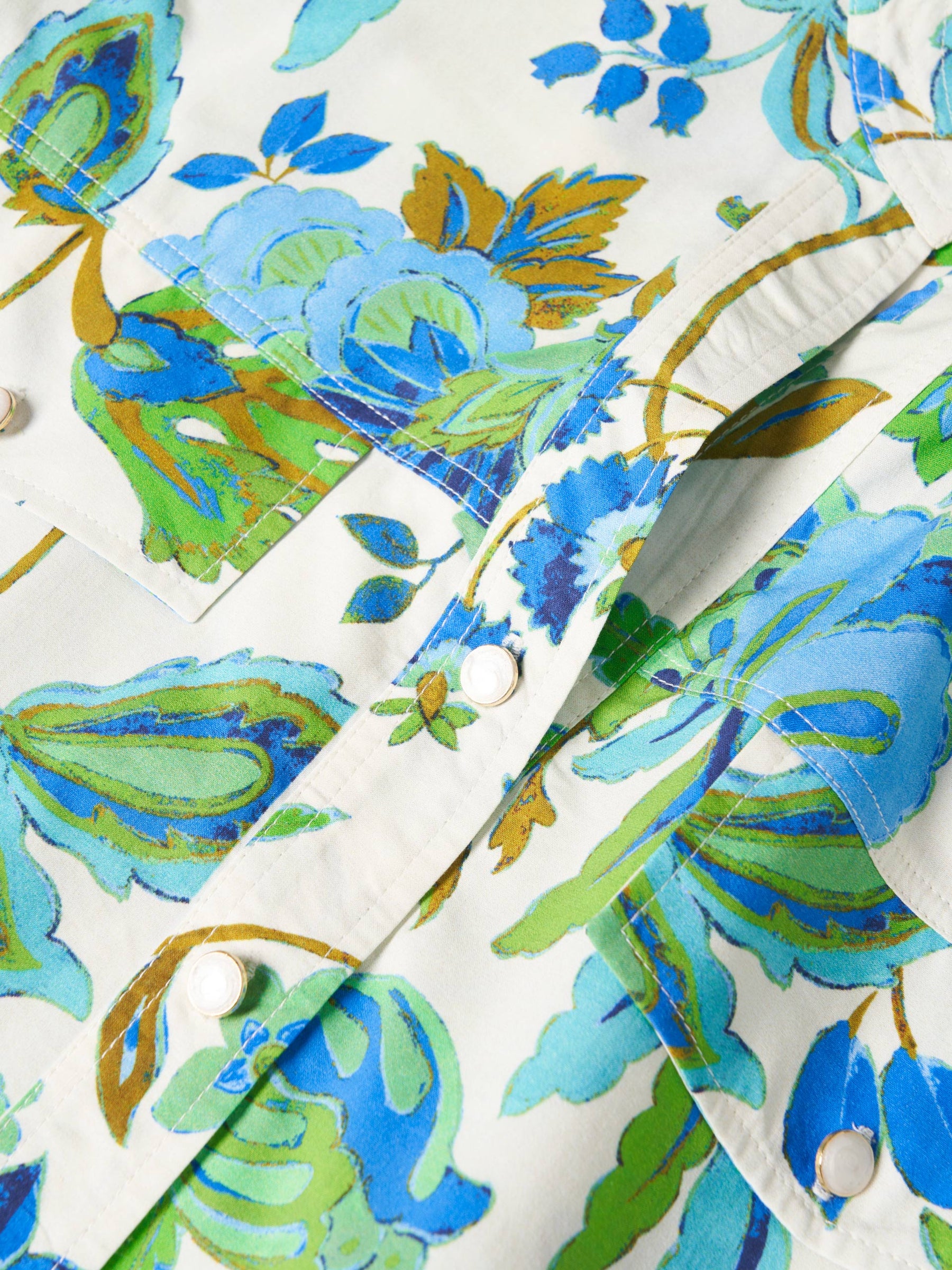 Vestido camiseiro estampado floral