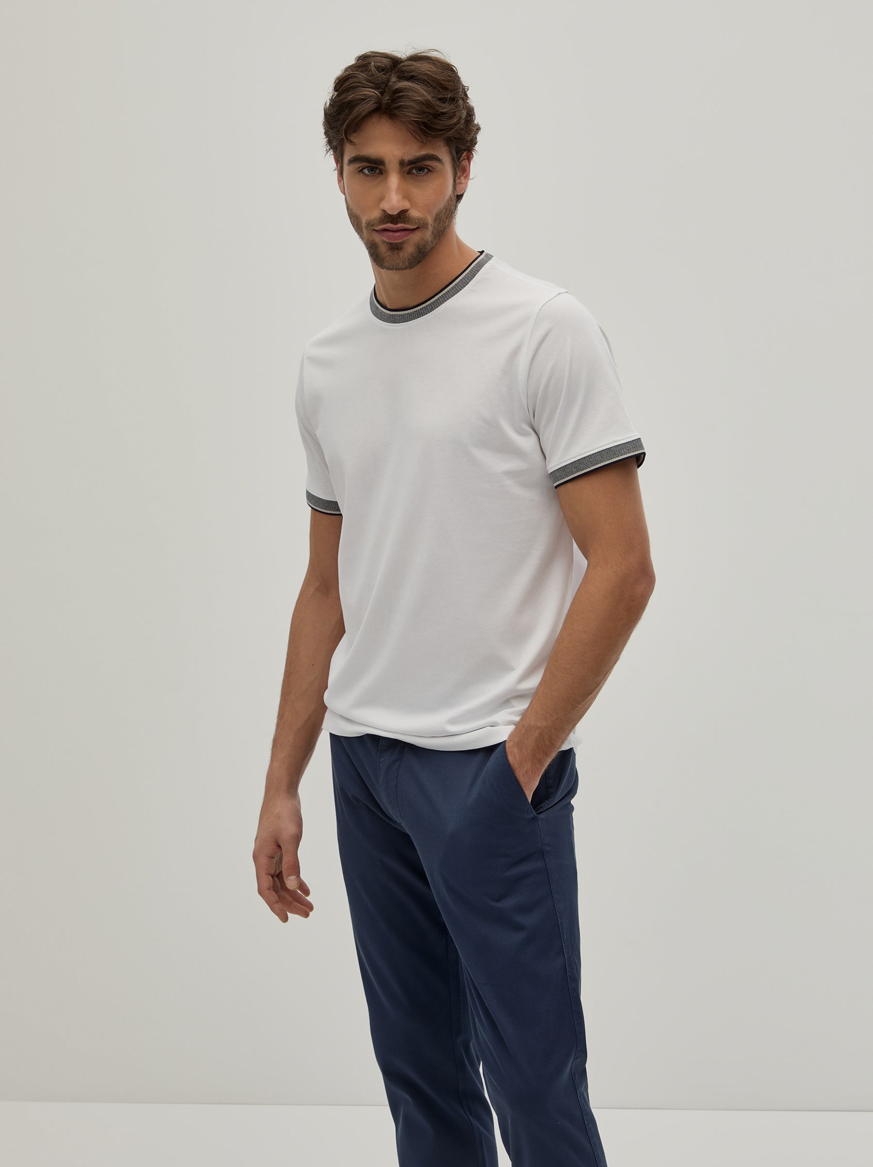 T-shirt de algodão com contraste