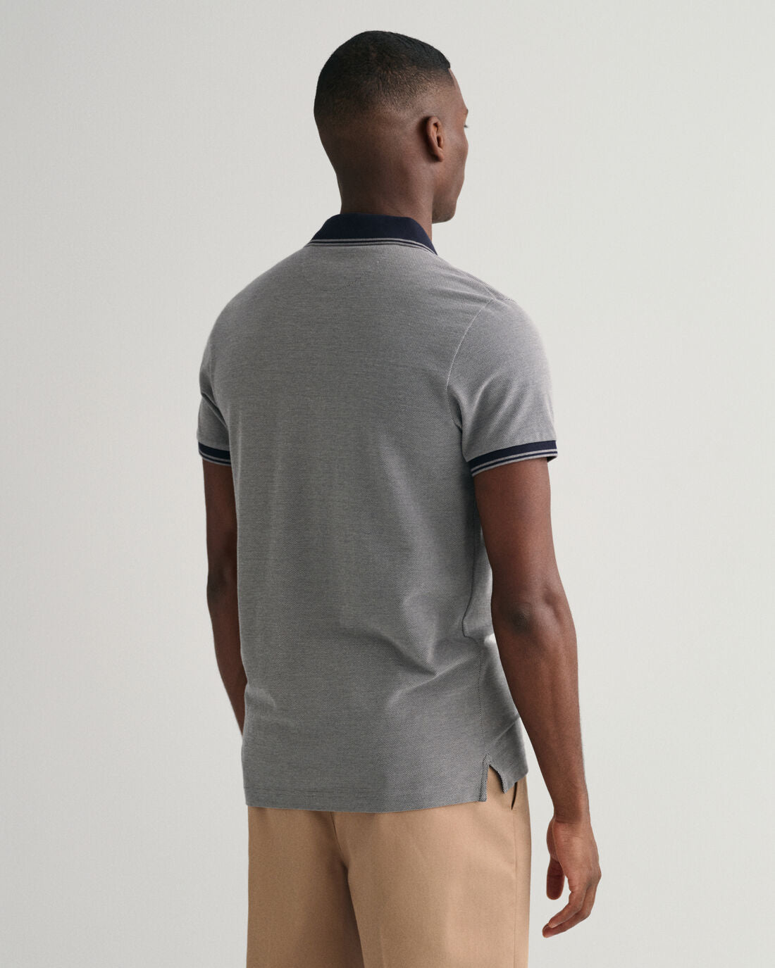 Polo em piqué Oxford em 4 cores