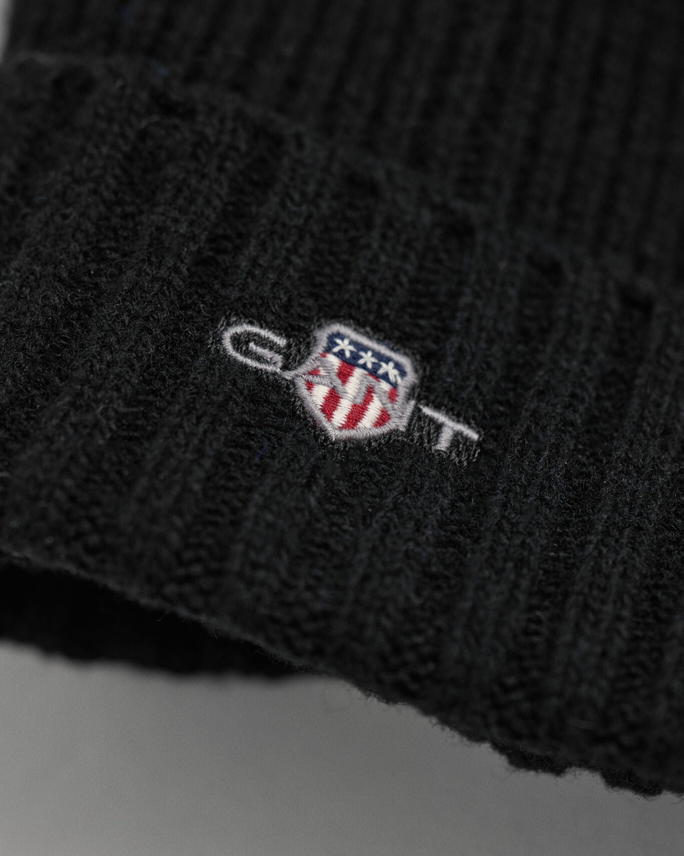 Gorro em lã Shield