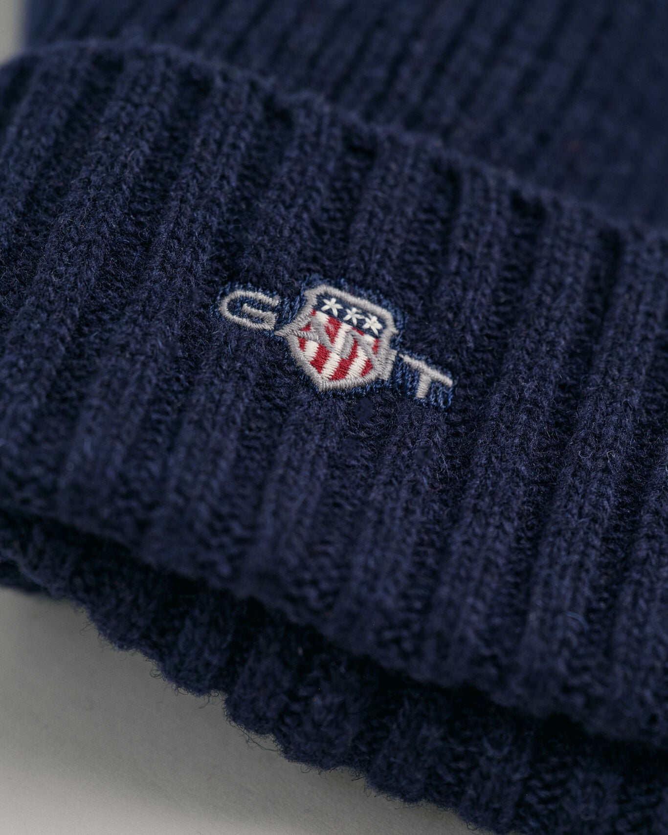 Gorro em lã Shield