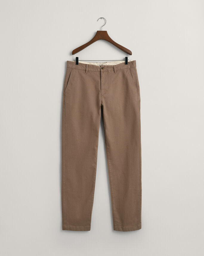 Calças chino em sarja slim fit