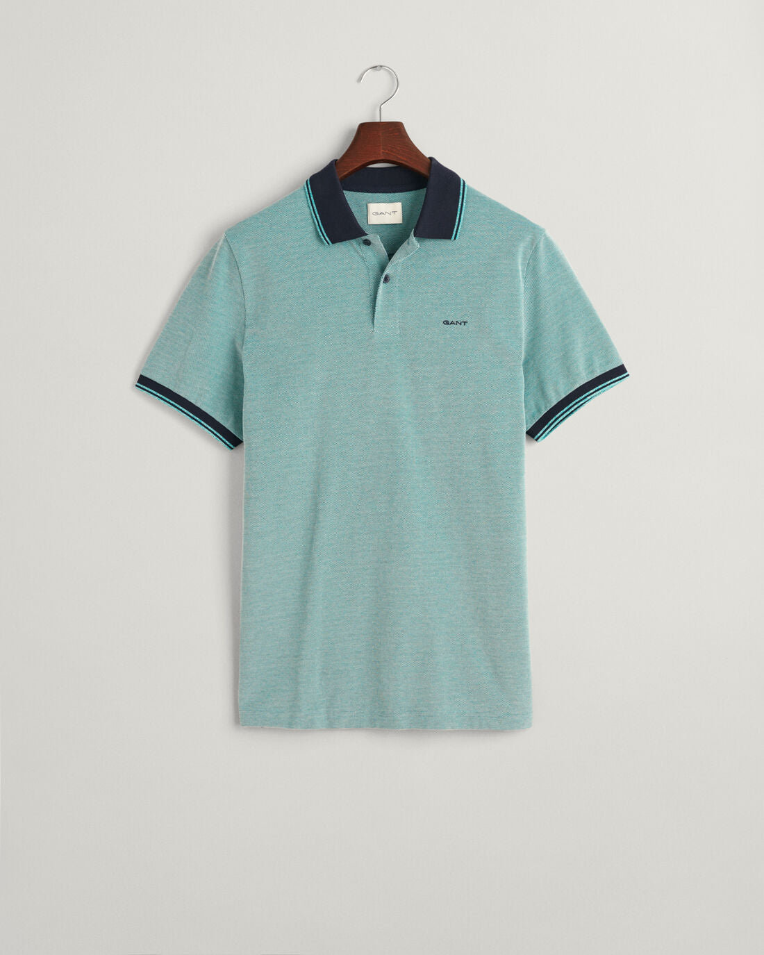 Polo em piqué Oxford em 4 cores