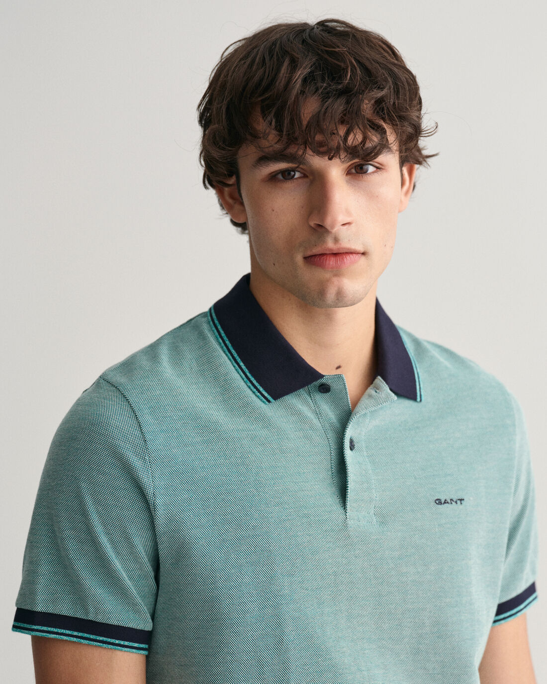 Polo em piqué Oxford em 4 cores