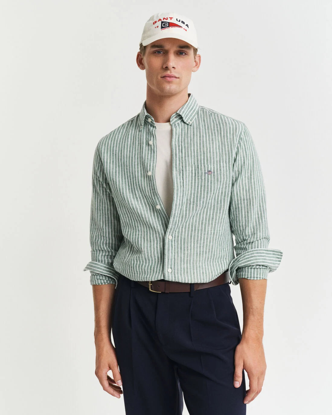 Camisa em linho e algodão às riscas regular fit