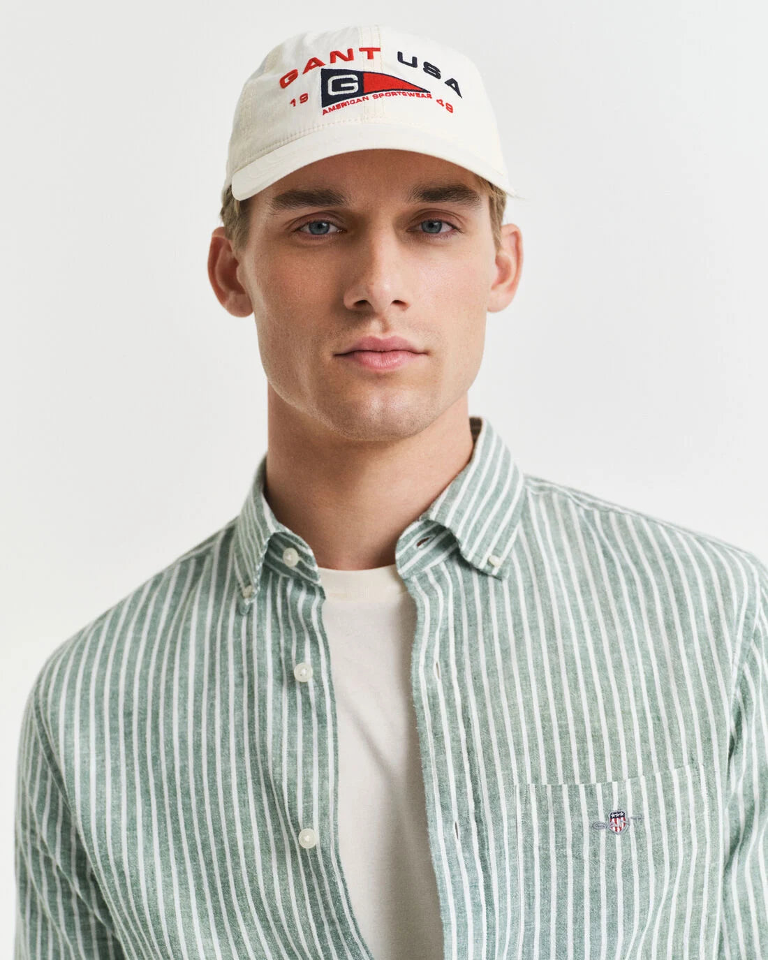Camisa em linho e algodão às riscas regular fit