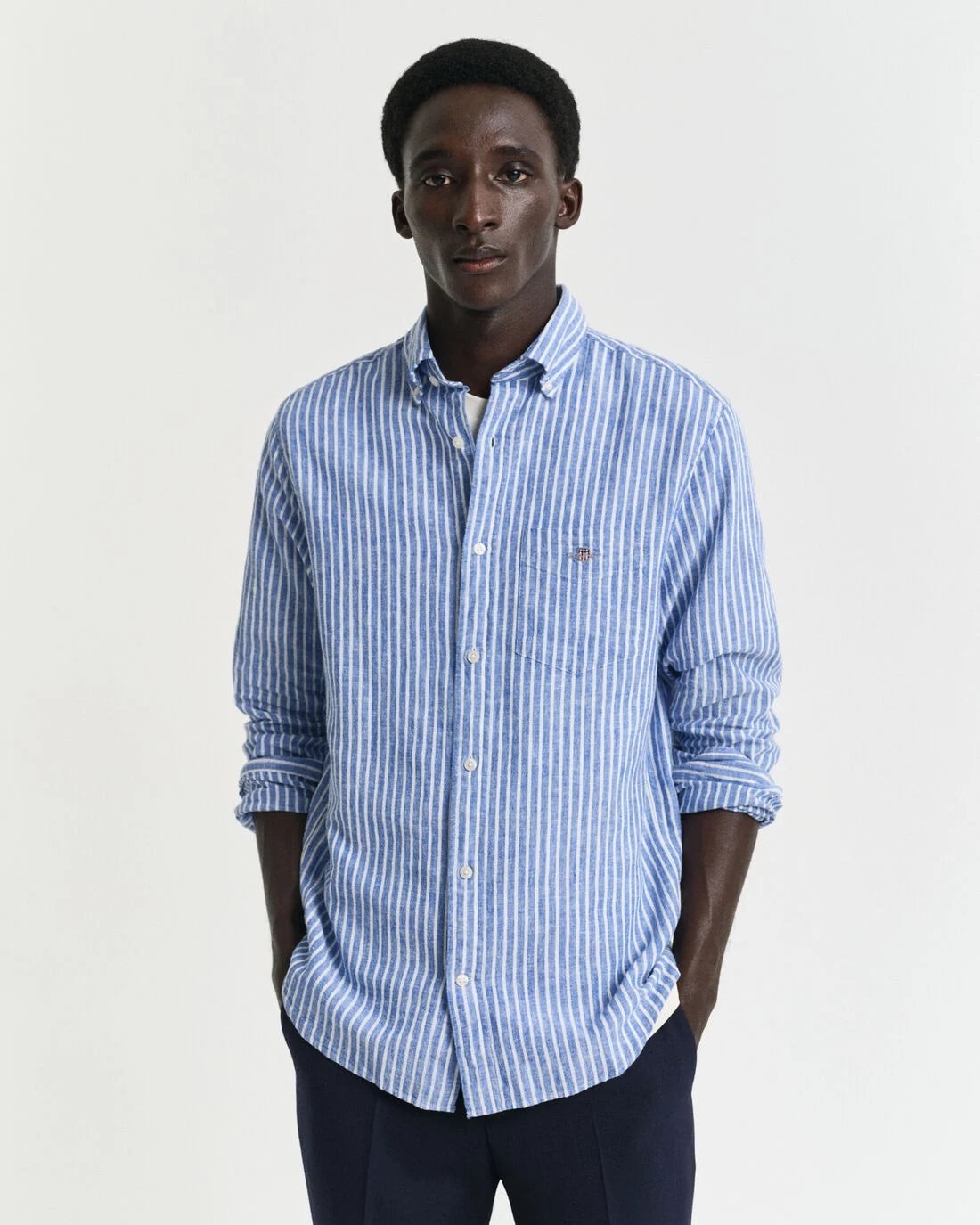 Camisa em linho e algodão às riscas regular fit