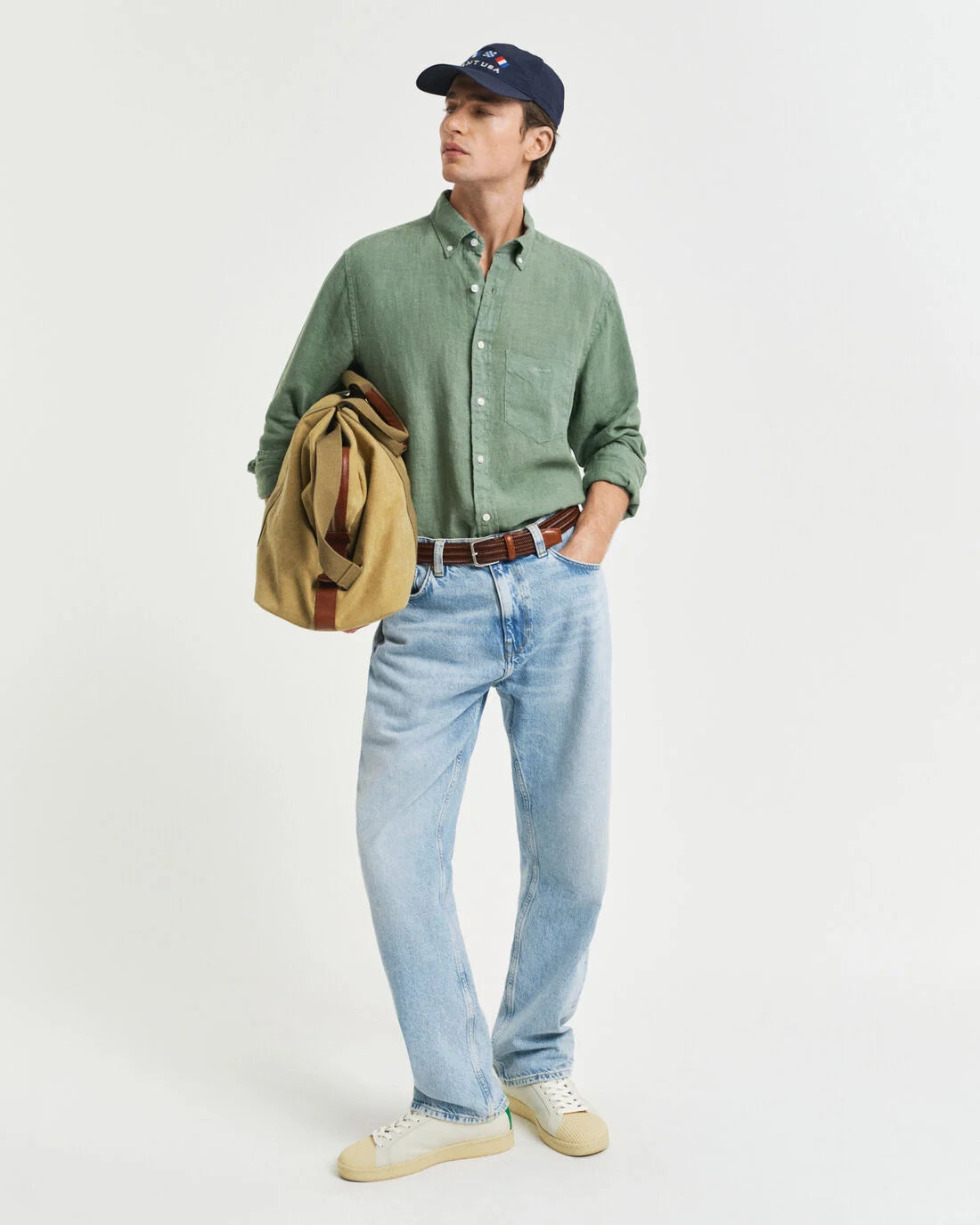 Camisa de linho tingida regular fit
