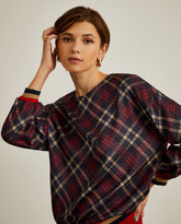 Blusa com padrão xadrez