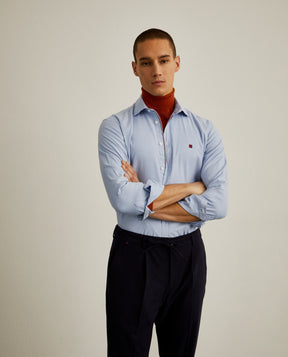 Camisa slim fit em tecido oxford