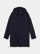 Gabardine em tecido técnico com capuz