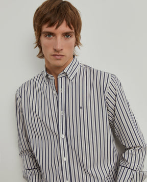 Camisa regular fit com padrão de riscas