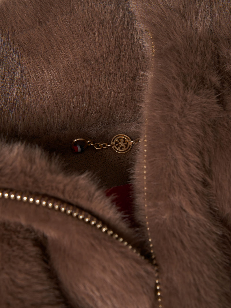 Casaco de pelo com mangas raglan