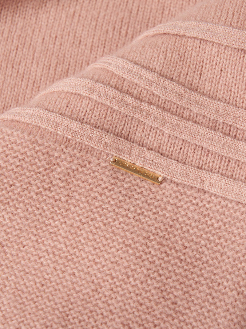 Camisola de lã com apliques