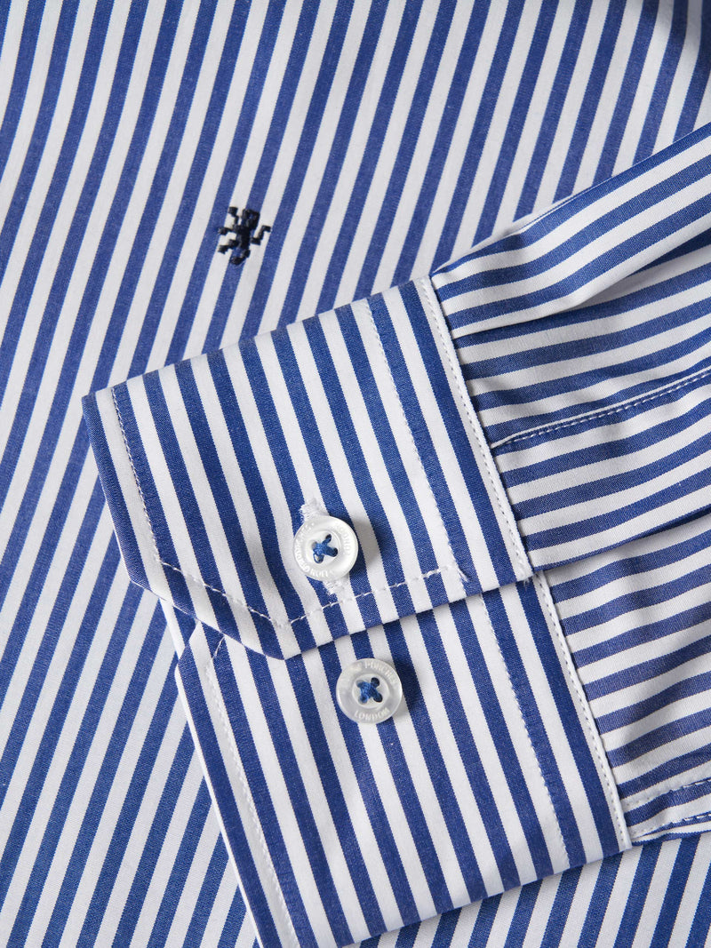 Camisa regular fit às riscas