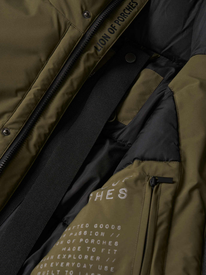 Parka Acolchoada com Capuz