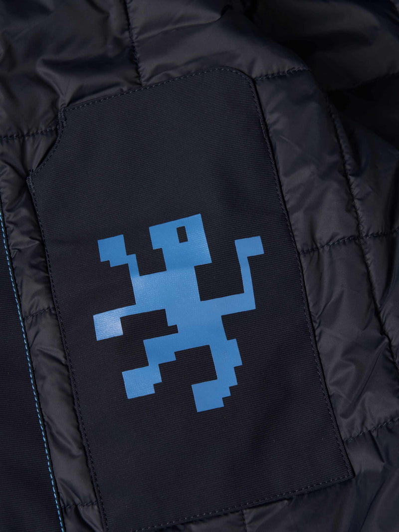 Blusão acolchoado com capuz embutido