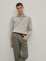 Calças chino regular fit em sarja