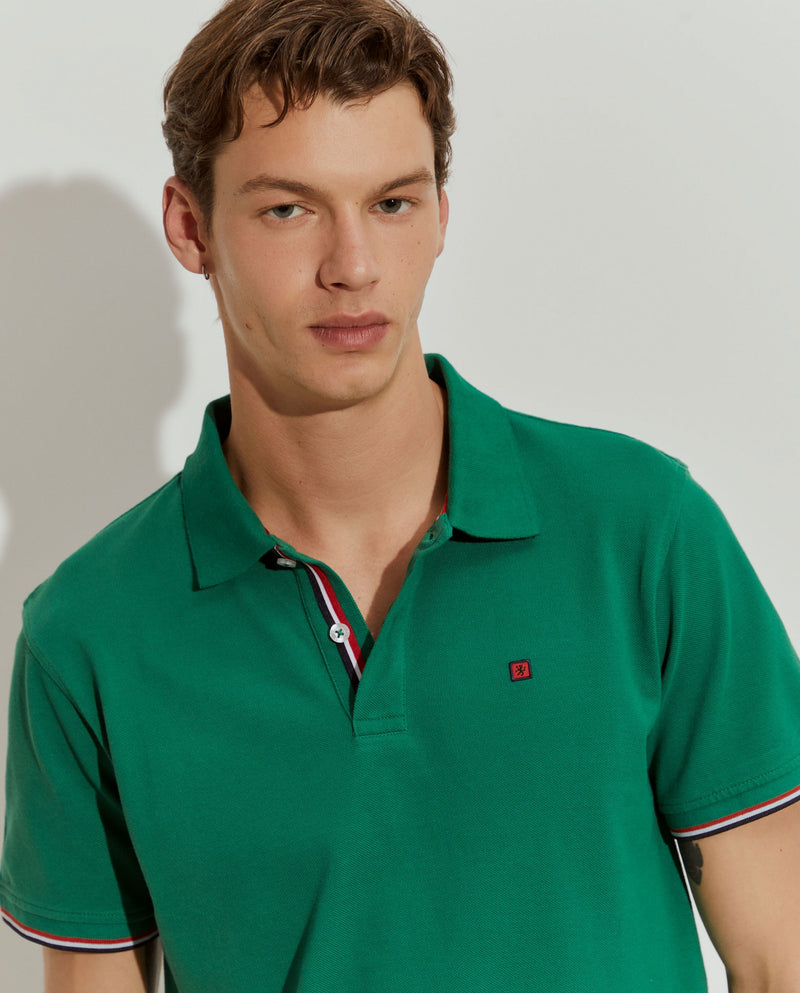 Polo piqué slim fit em algodão