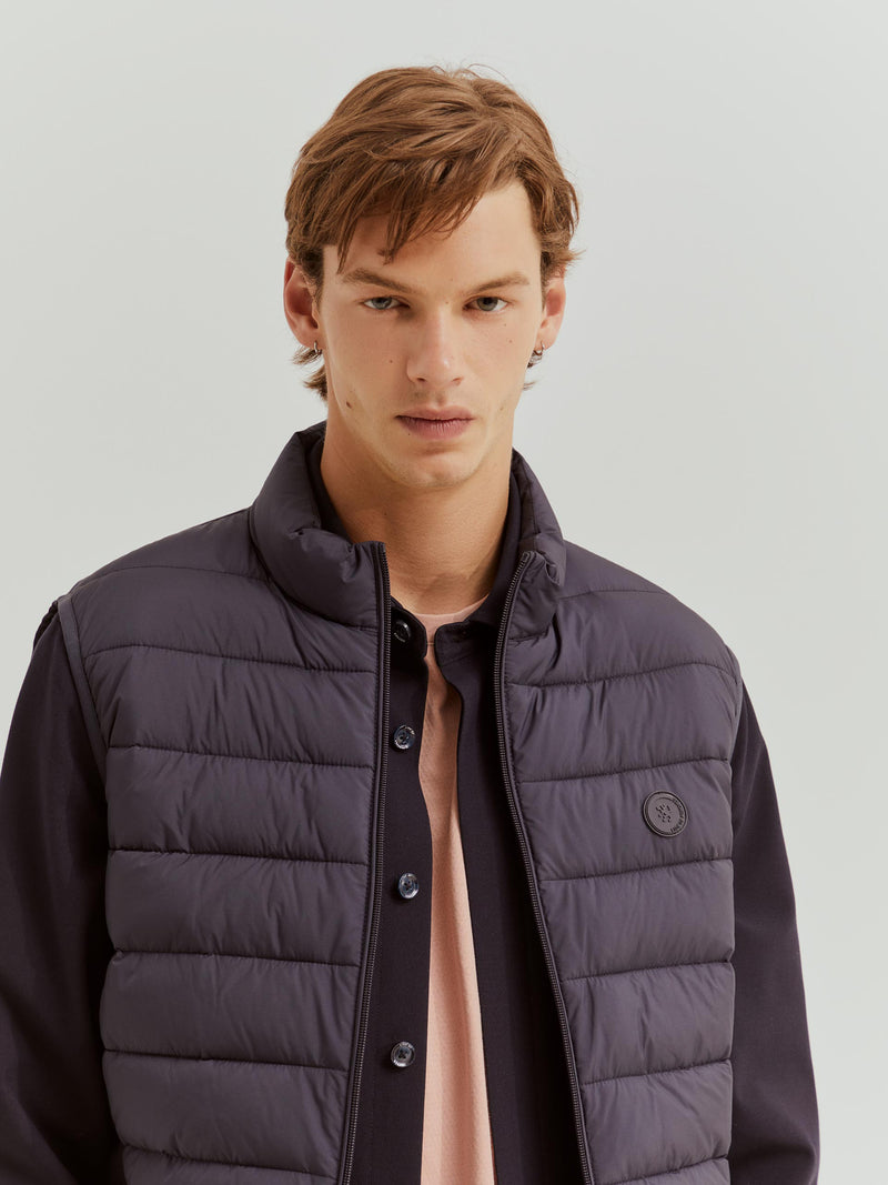 Colete acolchoado gola alta