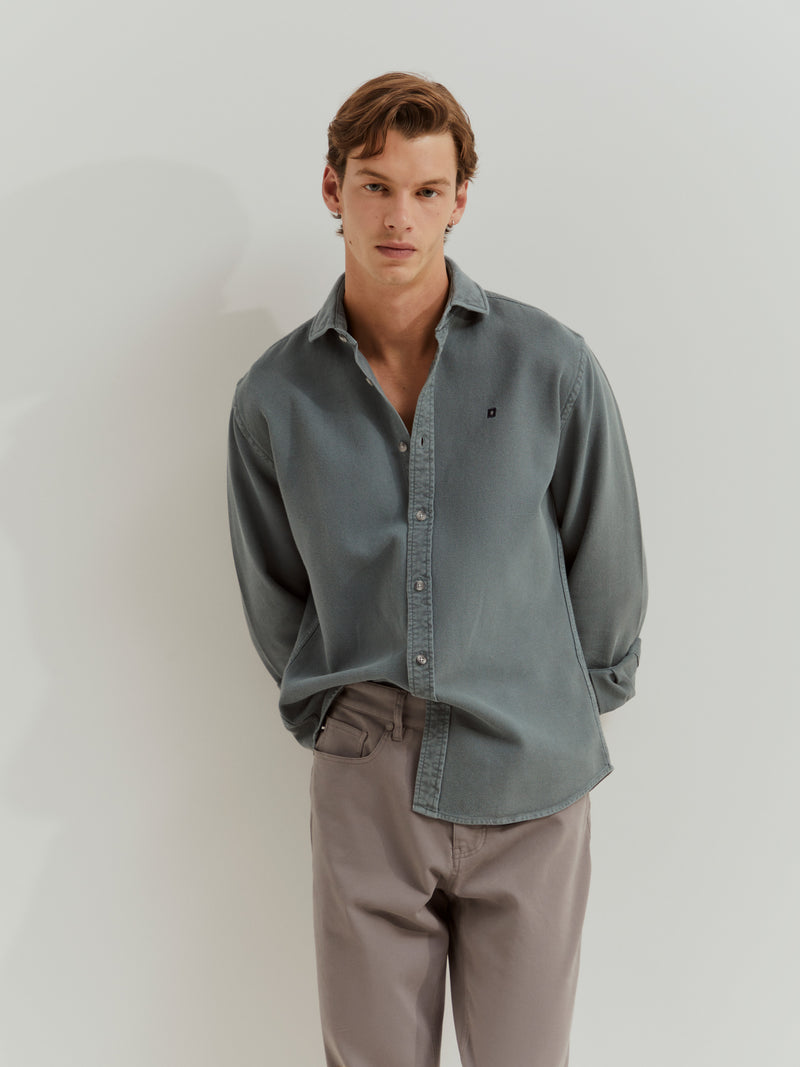 Calças regular fit 5 bolsos