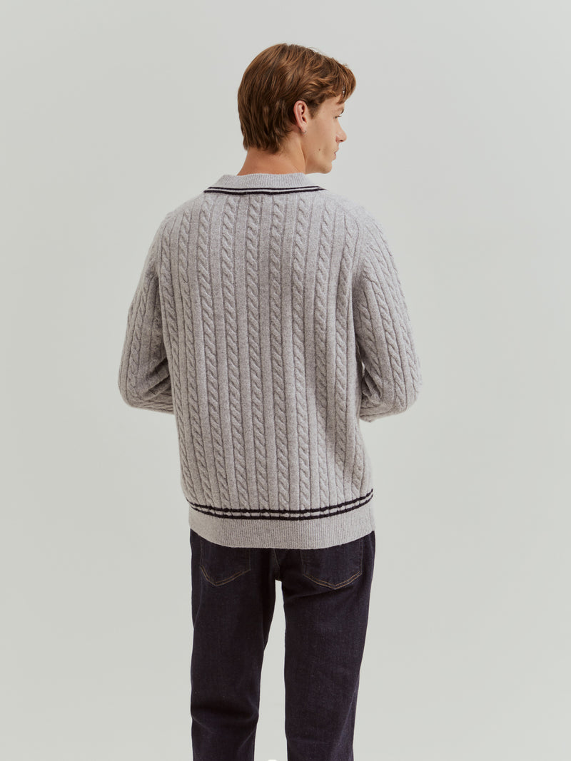 Pullover de malha entrançada com lã