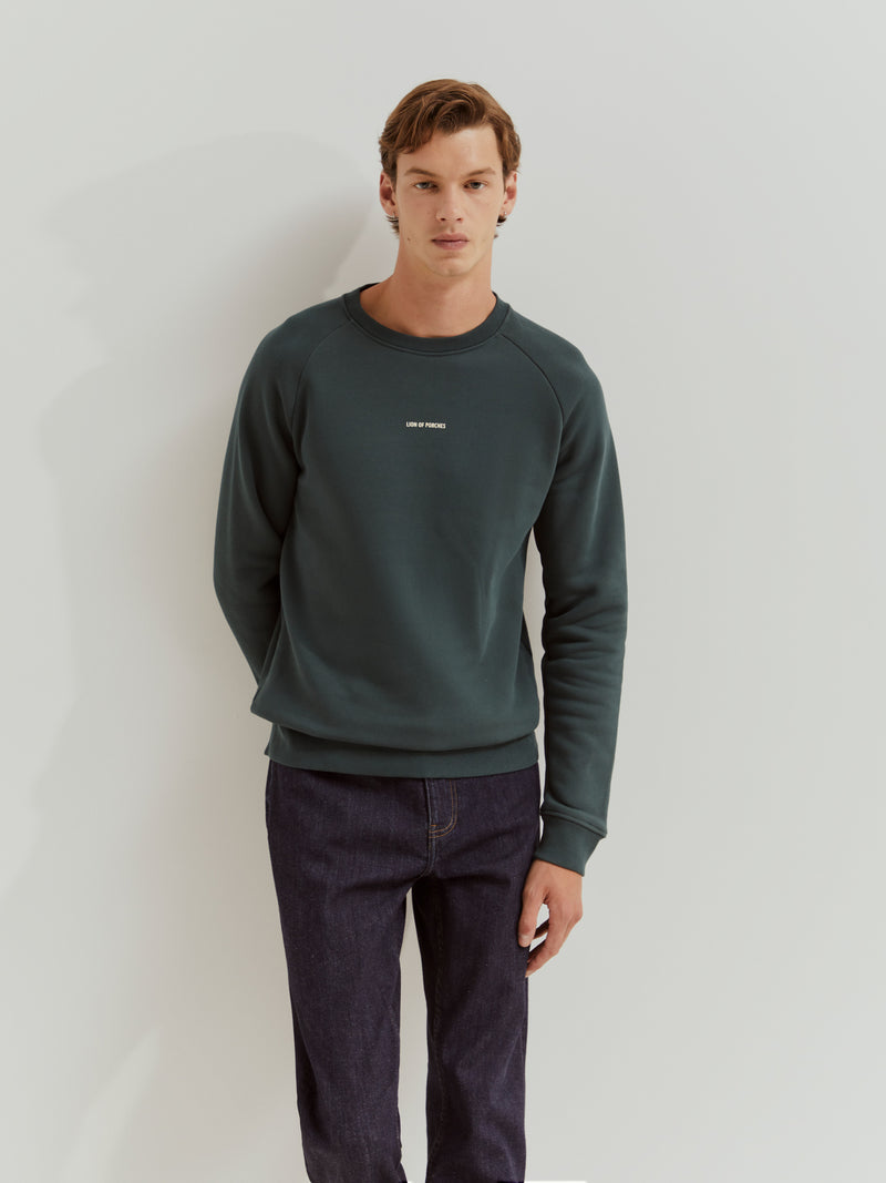 Sweater Básica Lion of Porches