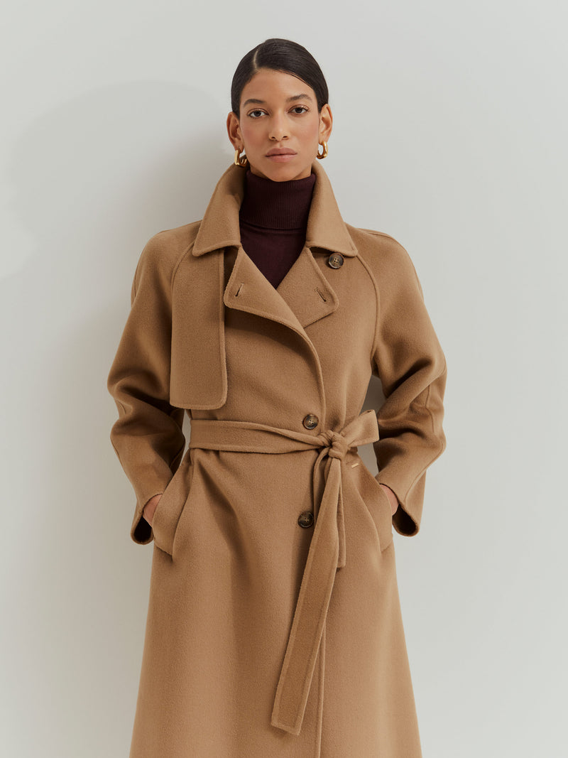 Sobretudo comprido de trespasse em lã