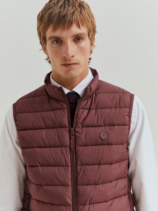 Colete acolchoado gola alta