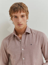 Camisa slim fit micropadrão