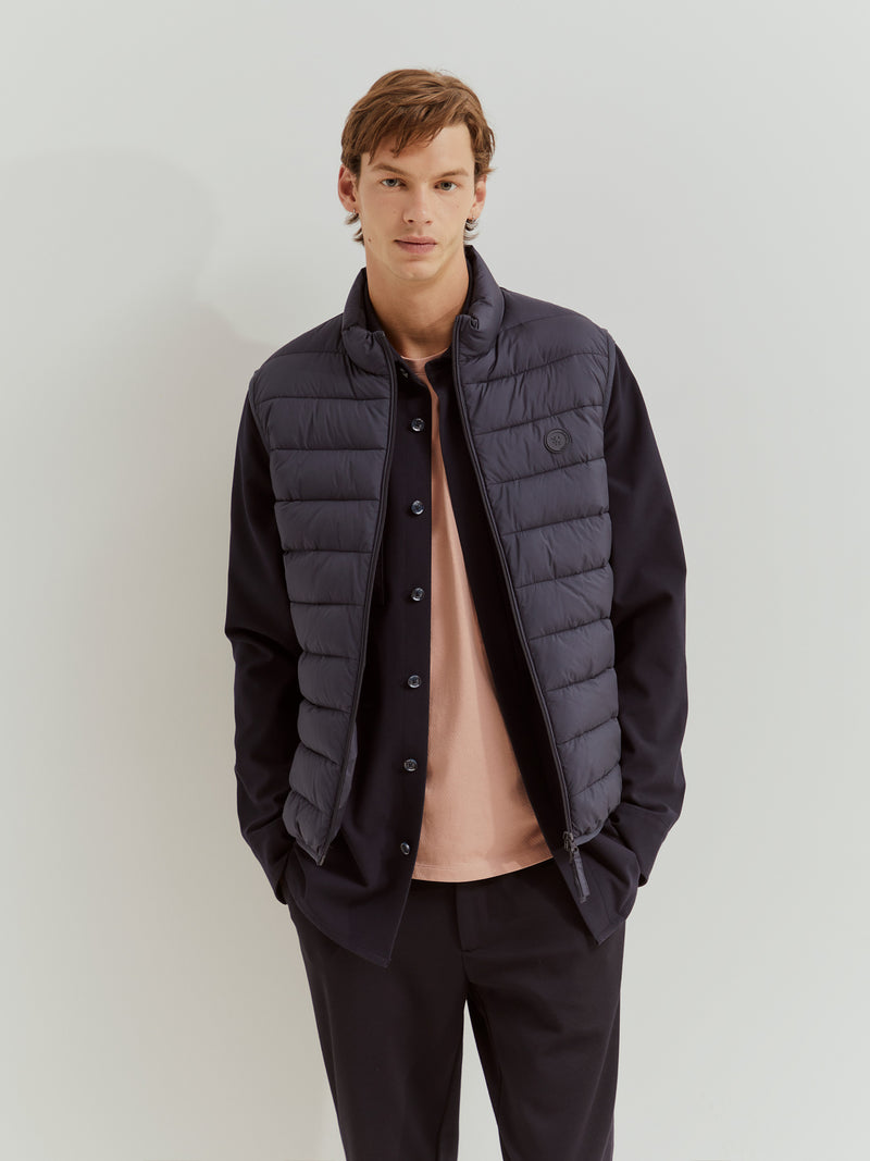 Colete acolchoado gola alta