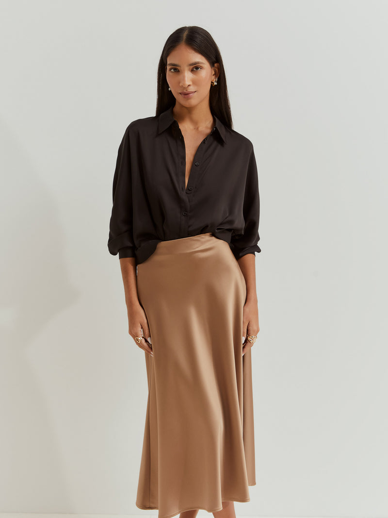 Camisa fluida acetinada