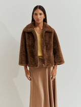 Casaco de pelo com mangas raglan