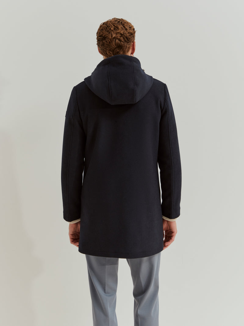 Sobretudo comprido com lã e capuz